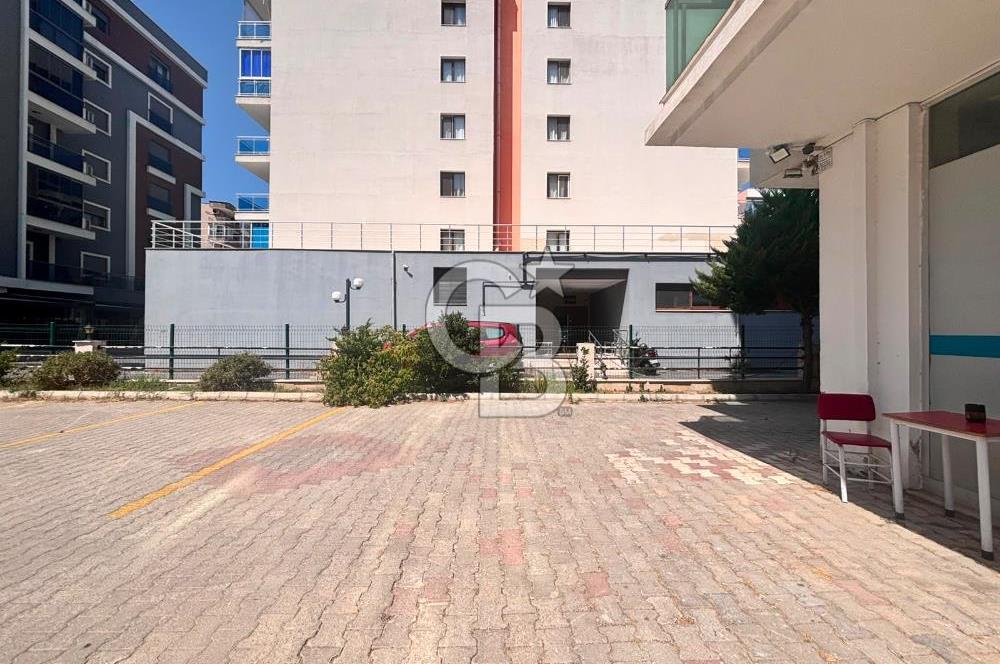 MENEMEN ULUKENT’TE , YÜKSEK KULLANIM ALANLI SATILIK DÜKKÂN