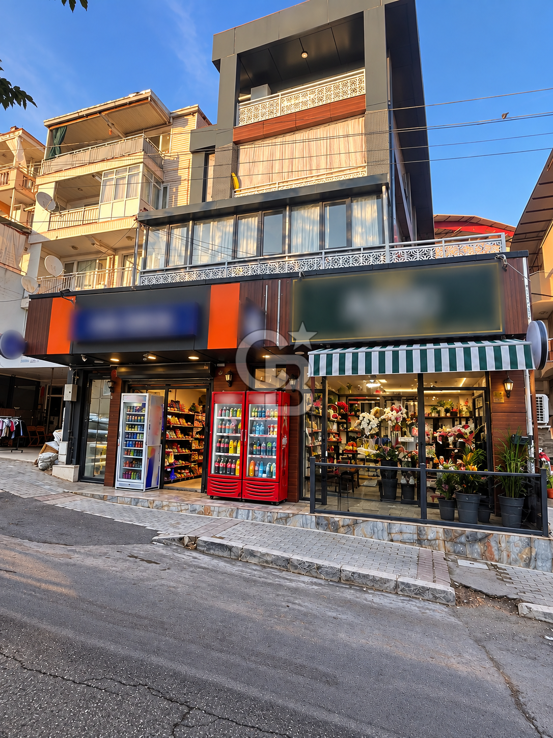 Bornova Atatürk Mah. Ticari satılık Dükkan