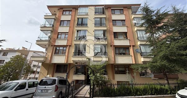 CB ERVA'DAN ÖVEÇLER ATA MAHALLESİ YAPILI SATILIK 3+1DAİRE - 375173