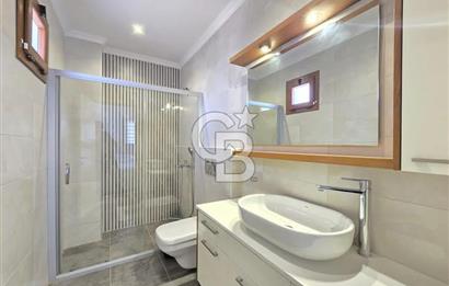 KADIKALESİNDE EŞYALI KİRALIK 3+1 TRİBLEKS HAVUZLU VİLLA