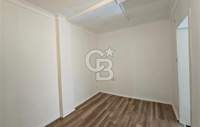 BAKIRKÖY ZEYTİNLİK'TE YAKUT SOKAK CEPHELİ 125 M² SATILIK OFİS