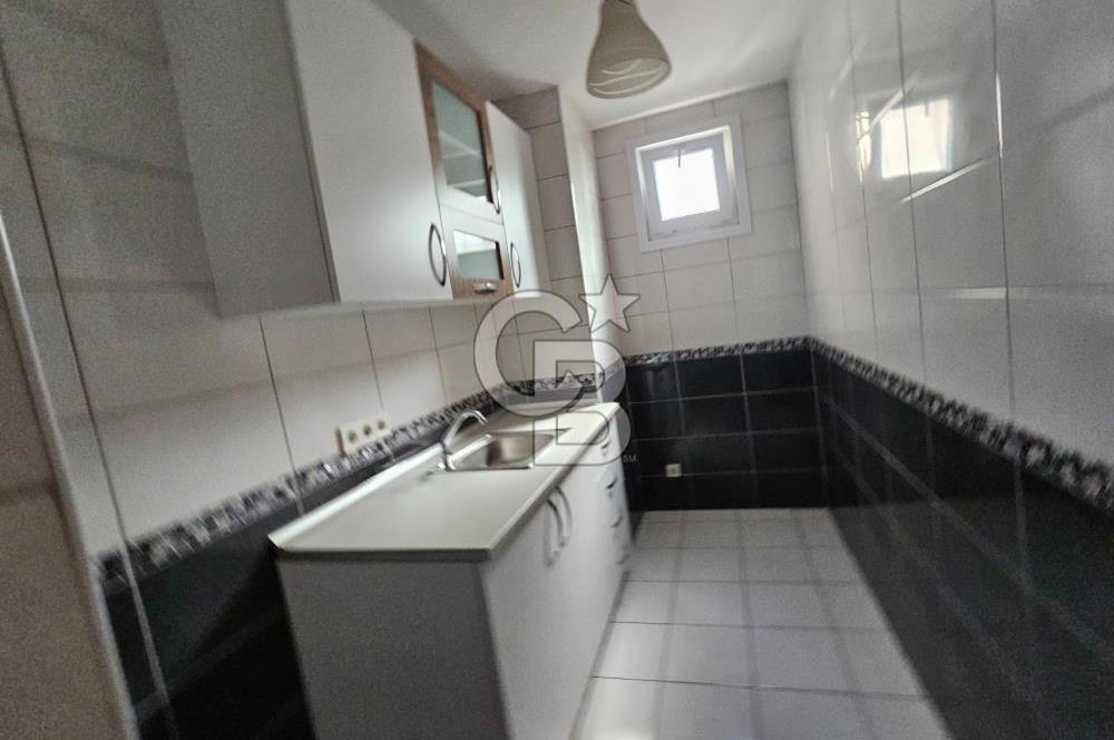BAKIRKÖY ZEYTİNLİK'TE YAKUT SOKAK CEPHELİ 125 M² SATILIK OFİS