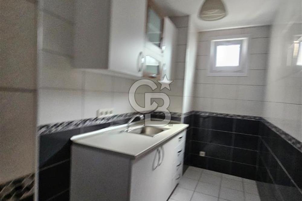 BAKIRKÖY ZEYTİNLİK'TE YAKUT SOKAK CEPHELİ 125 M² SATILIK OFİS