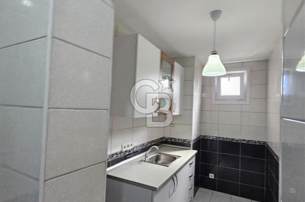 BAKIRKÖY ZEYTİNLİK'TE YAKUT SOKAK CEPHELİ 125 M² SATILIK OFİS