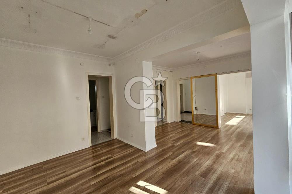 BAKIRKÖY ZEYTİNLİK'TE YAKUT SOKAK CEPHELİ 125 M² SATILIK OFİS