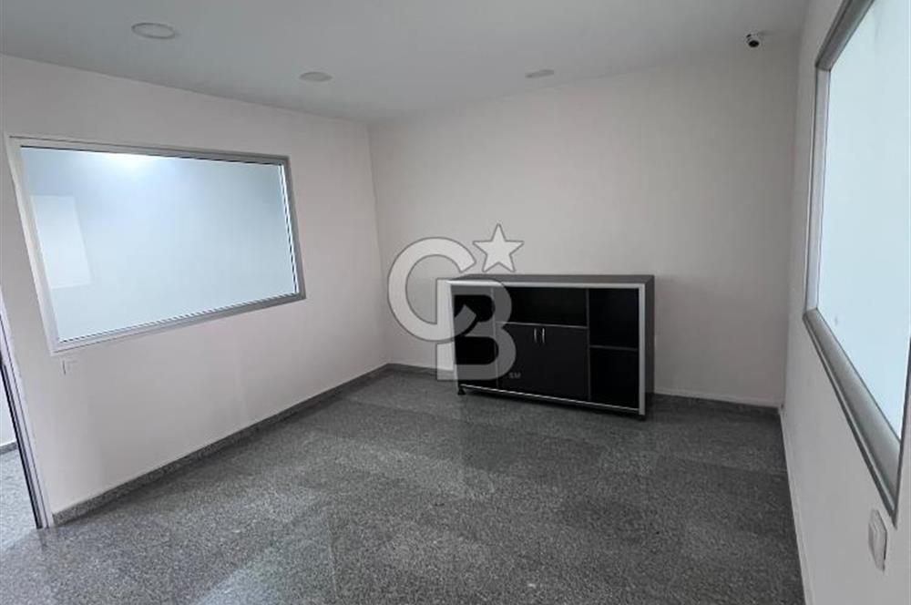 İKİTELLİ OSB'DE 540m2 MOBİLYALI KDV AVANTAJLI KİRALIK OFiS