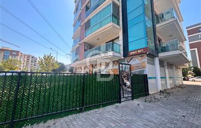 MENEMEN ULUKENT’TE , YÜKSEK KULLANIM ALANLI SATILIK DÜKKÂN