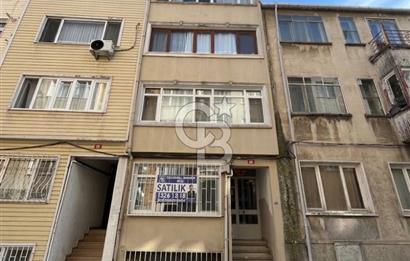 Kadıköy Rasimpaşa'da Özel Bahçeli Tamamen Yenilenmiş Satılık 2+1