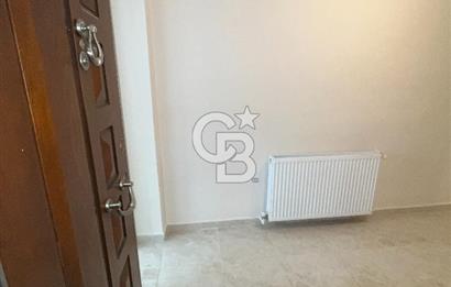 Kadıköy Rasimpaşa'da Özel Bahçeli Tamamen Yenilenmiş Satılık 2+1