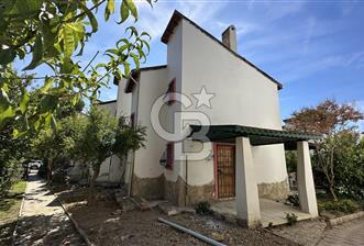 Burhaniye Pelitköyde Denize 150 Metre Havuzlu Sitede 2+1 Villa - 1 - 375211
