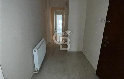 Kadıköy Rasimpaşa'da Özel Bahçeli Tamamen Yenilenmiş Satılık 2+1