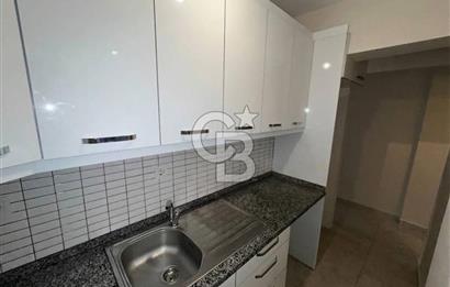 Kadıköy Rasimpaşa'da Özel Bahçeli Tamamen Yenilenmiş Satılık 2+1