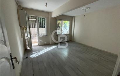 Kadıköy Rasimpaşa'da Özel Bahçeli Tamamen Yenilenmiş Satılık 2+1