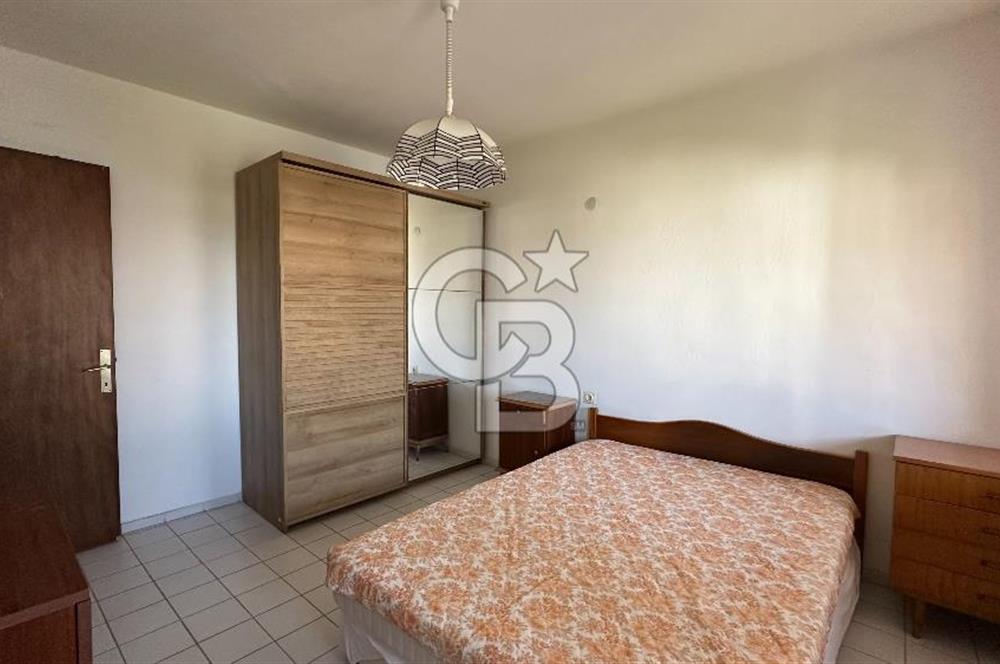 Burhaniye Pelitköyde Denize 150 Metre Havuzlu Sitede 2+1 Villa