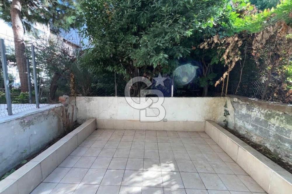 Kadıköy Rasimpaşa'da Özel Bahçeli Tamamen Yenilenmiş Satılık 2+1