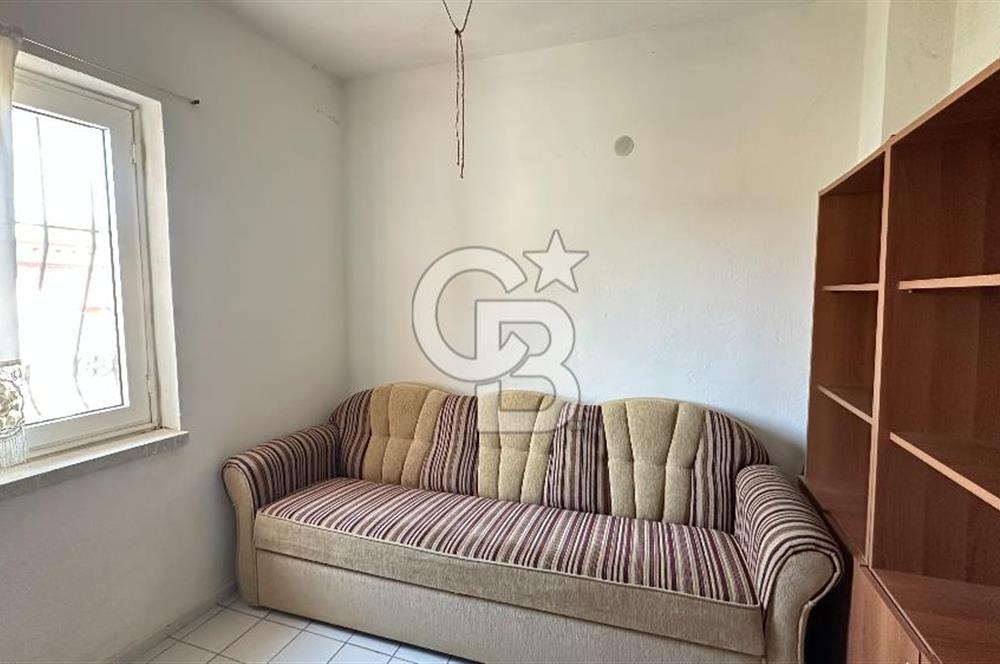 Burhaniye Pelitköyde Denize 150 Metre Havuzlu Sitede 2+1 Villa