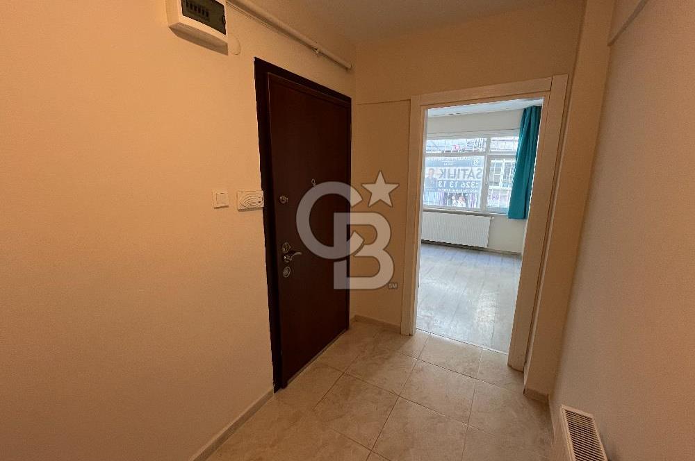 Kadıköy Rasimpaşa'da Özel Bahçeli Tamamen Yenilenmiş Satılık 2+1