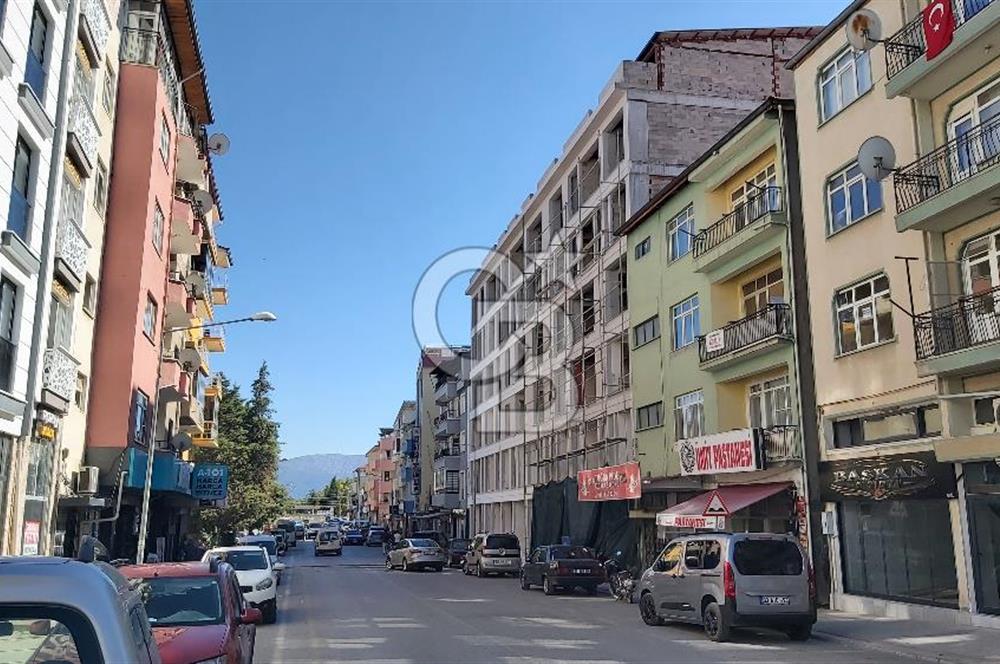 Afyon-Dazkırı Yeniyol Mah.de Cadde Üstü 1+1- 43 m² Satılık Daire