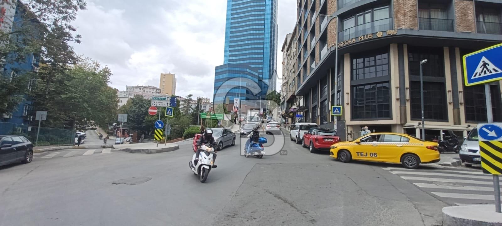 Şişli 19 Mayıs Mahallesinde Satılık Merkezi Ticari Dükkan