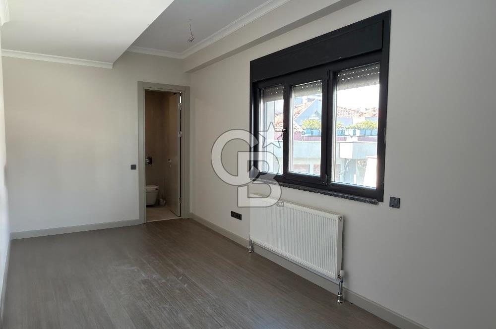 ✨ FENERYOLU’NDA BAĞDAT CADDESİ CEPHELİ | KONUT & TİCARİ KULLANIMA UYGUN | 257 M² ÇATI DUBLEKS