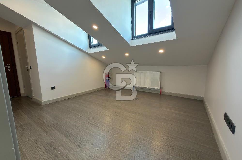✨ FENERYOLU’NDA BAĞDAT CADDESİ CEPHELİ | KONUT & TİCARİ KULLANIMA UYGUN | 257 M² ÇATI DUBLEKS