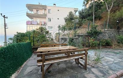 HALİTPAŞA`DA DENİZ MANZARALI,MÜSTAKİL BAHÇELİ 3+1 KİRALIK DAİRE