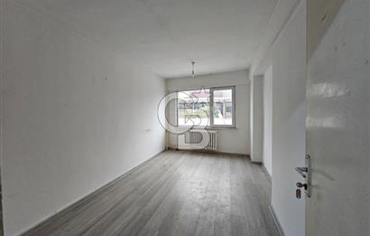 BAKIRKÖY İSTANBUL CAD.SİNDE 18 M2 PASAJ İÇERİSİNDE SATILIK OFİS