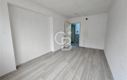 BAKIRKÖY İSTANBUL CAD.SİNDE 18 M2 PASAJ İÇERİSİNDE SATILIK OFİS