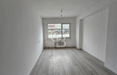 BAKIRKÖY İSTANBUL CAD.SİNDE 18 M2 PASAJ İÇERİSİNDE SATILIK OFİS