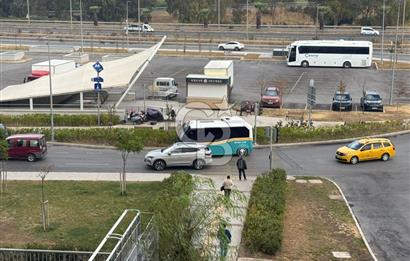 BALÇOVA'DA DENİZ MANZARALI 2+1 GENİŞ KİRALIK DAİRE