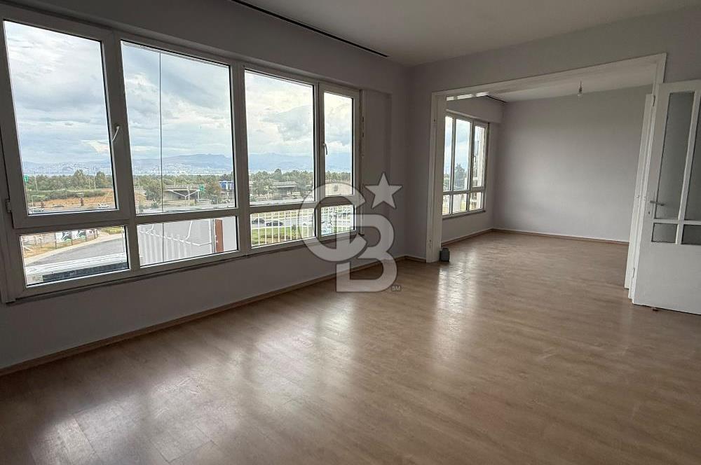 BALÇOVA'DA DENİZ MANZARALI 2+1 GENİŞ KİRALIK DAİRE