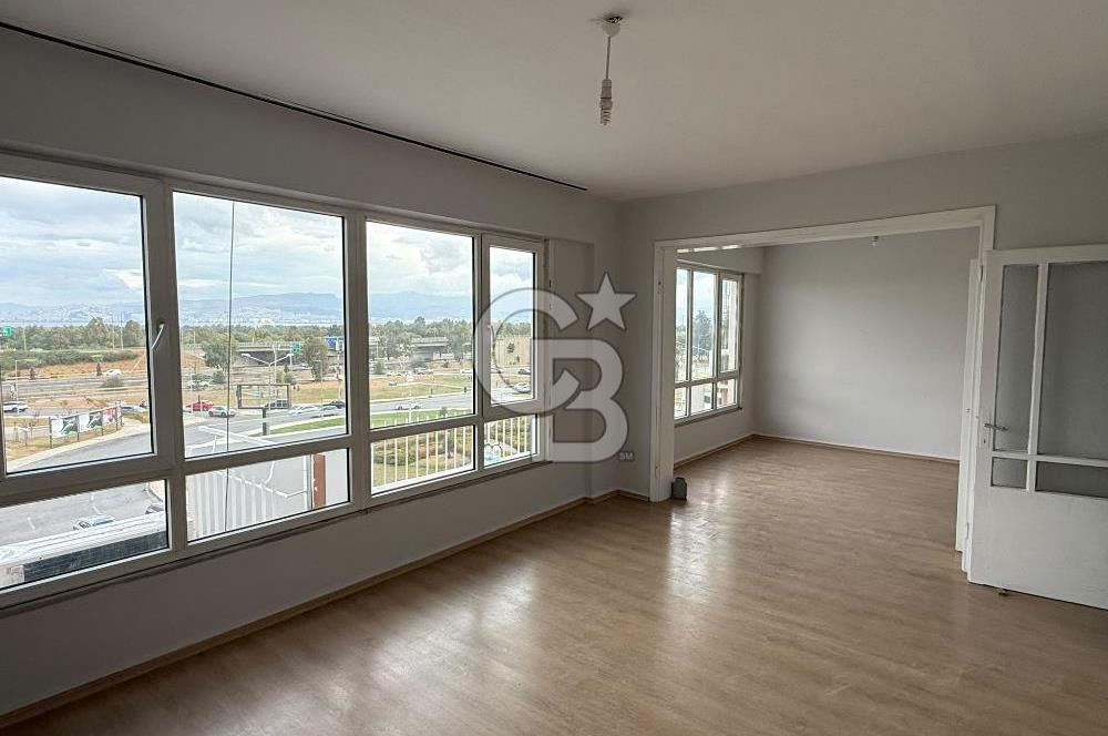 BALÇOVA'DA DENİZ MANZARALI 2+1 GENİŞ KİRALIK DAİRE