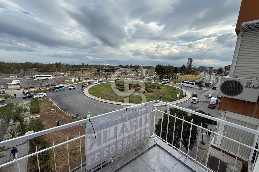 BALÇOVA'DA DENİZ MANZARALI 2+1 GENİŞ KİRALIK DAİRE