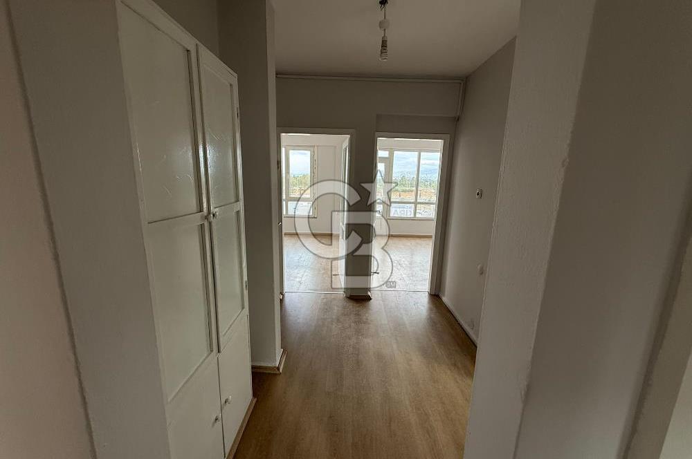 BALÇOVA'DA DENİZ MANZARALI 2+1 GENİŞ KİRALIK DAİRE