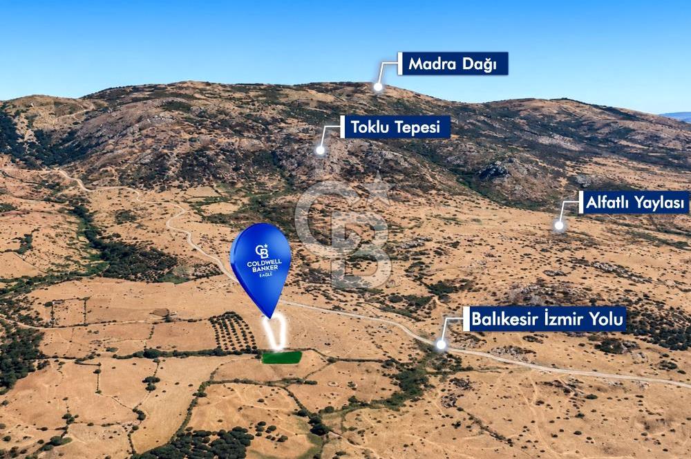 CB EAGLE'dan BURHANİYE YAYLACIK'DA 4.394m² İZMİR YOLU ÜZERİ TARLA