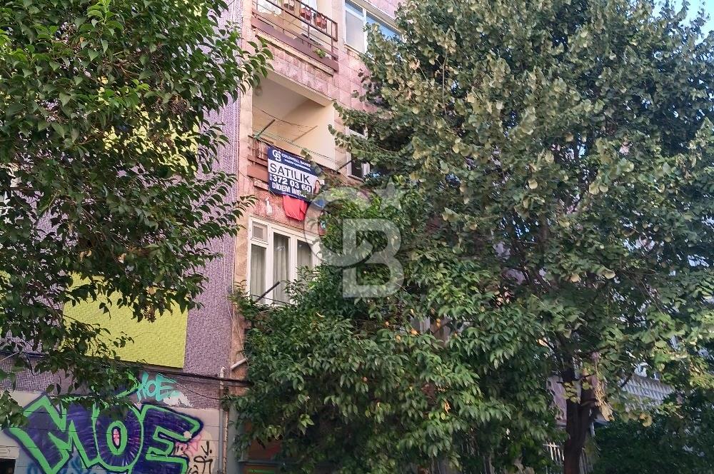 Modada 3+1 ferah satılık daire 