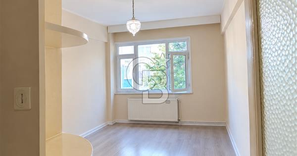 Modada 3+1 ferah satılık daire - 375292