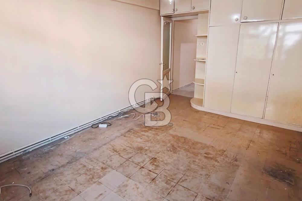 Modada 3+1 ferah satılık daire 