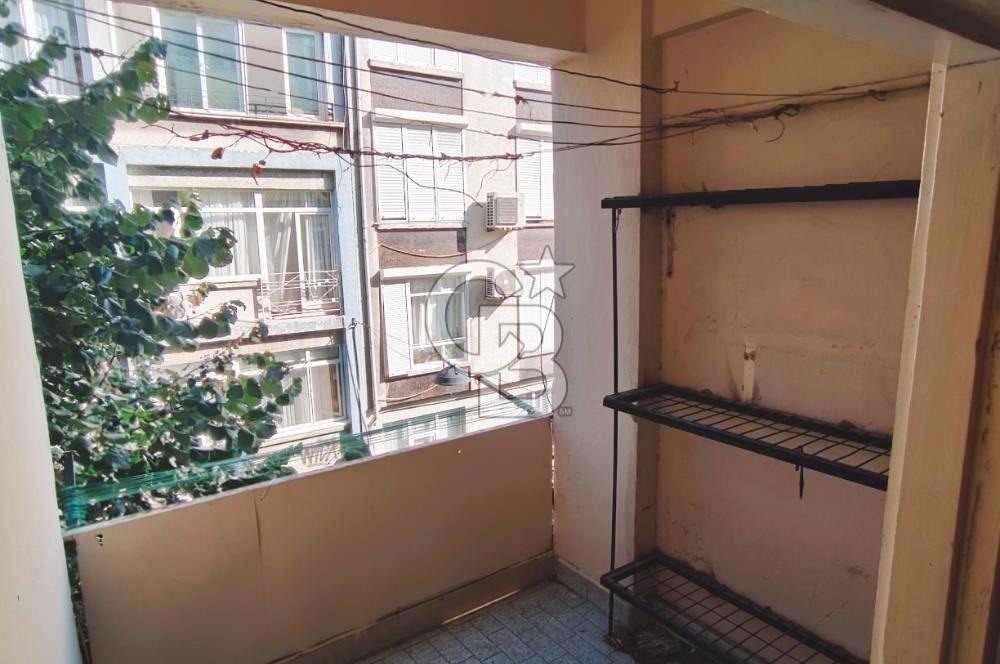 Modada 3+1 ferah satılık daire 