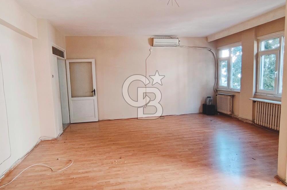 Modada 3+1 ferah satılık daire 
