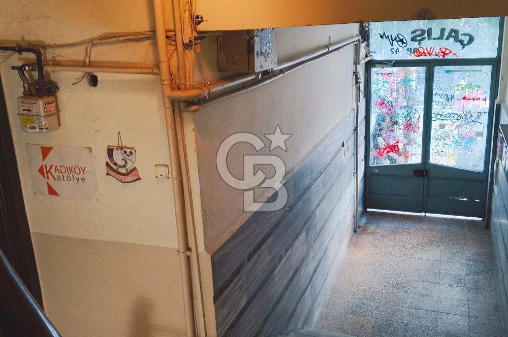 Modada 3+1 ferah satılık daire 