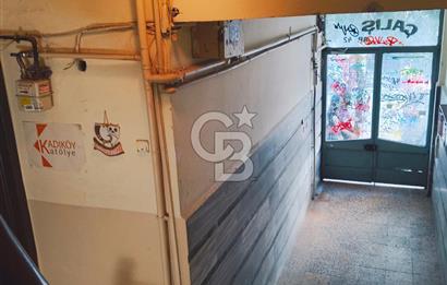 Modada 3+1 ferah satılık daire 