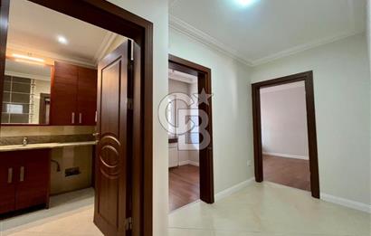 Yalı Parselinde Deniz Manzaralı 4+1 Bahçe Katı