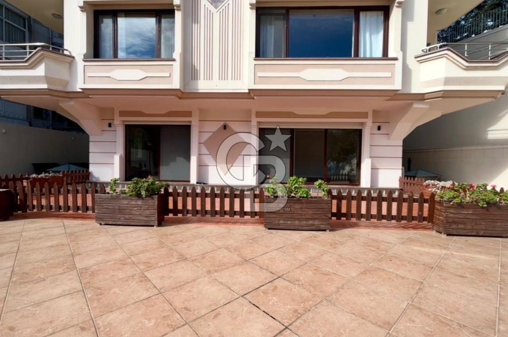 Yalı Parselinde Deniz Manzaralı 4+1 Bahçe Katı