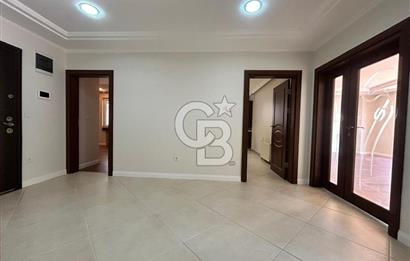 Yalı Parselinde Deniz Manzaralı 4+1 Bahçe Katı