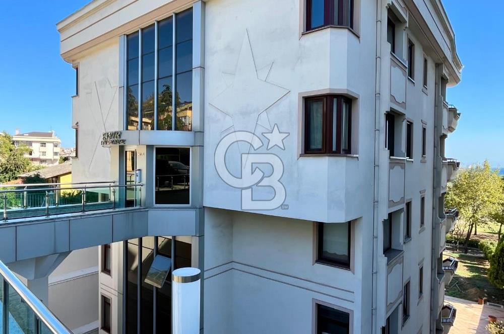 Yalı Parselinde Deniz Manzaralı 4+1 Bahçe Katı