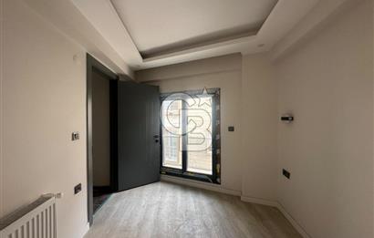 Çarşı Merkezinde Satılık Triplex 3+1 Tek Müstakil Ev