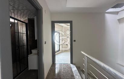 Çarşı Merkezinde Satılık Triplex 3+1 Tek Müstakil Ev