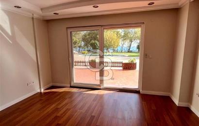 Yalı Parselinde Deniz Manzaralı 4+1 Bahçe Katı