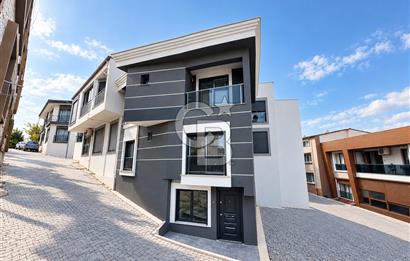 Çarşı Merkezinde Satılık Triplex 3+1 Tek Müstakil Ev
